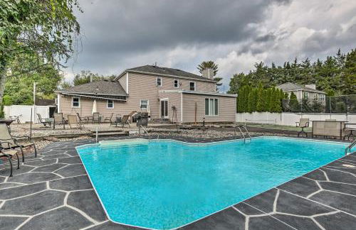 Jersey Home with Hot Tub and Private Pool! - Foto 2