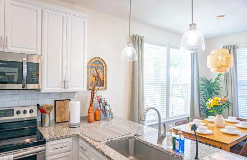 The Prairie Suite Newly Built Upscale Central - Photo 28