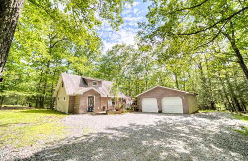 1mi to Lake Wallenpaupack | Firepit | Pet Friendly - Foto 11