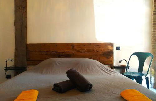 "La Case" - Magnifique ferme rénovée au cœur de la nature - Piscine privée sans vis-à-vis - Vue dégagée - Jardin - Stationnements gratuits devant la propriété - Belles prestations - Foto 58