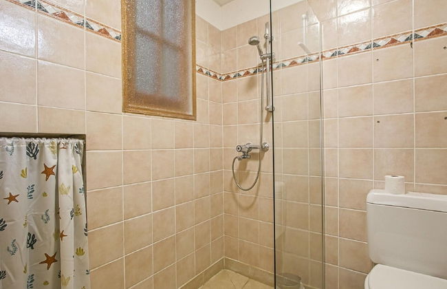 Spacious Holiday Home With Garden - Foto 16