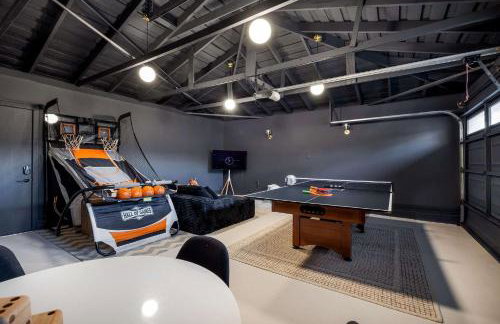 Backyard Oasis Renovated 10min to Beach Villa - Foto 4