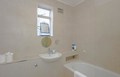 Contemporary 2 Bedroom Flat in Bayswater - Foto 10