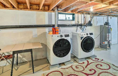 Stockbridge Home Walk to Town Beach! - Foto 24