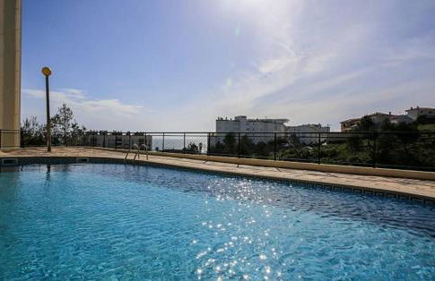 Atlantic Ocean 2BDR with Pool by LovelyStay - Foto 35