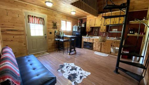 Cozy Cabin Rental and Cowboy Experience at a Tennessee Dude Ranch - Foto 5
