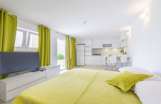 Apartmani Nikolina - Photo 4