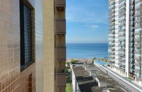 Praia Grande, Canto do Forte, Apto ,2 noites seguidas , apenas 2 diárias com Wi-Fi - Photo 1