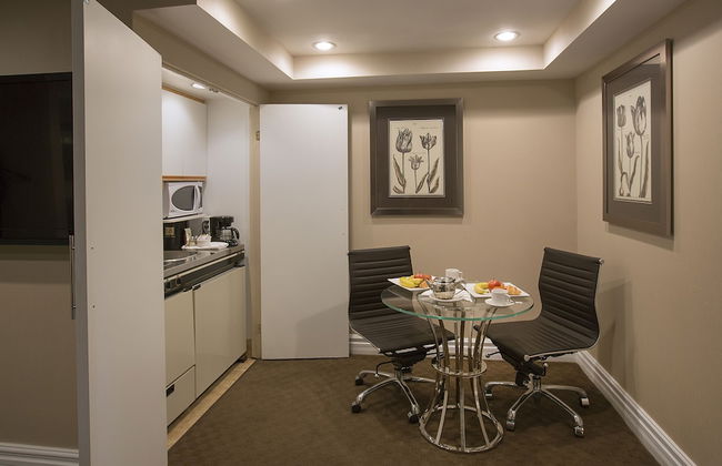 Hotel Le Cantlie Suites - Photo 17