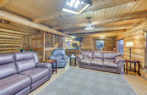 Less Than 1 Mi to Kenai River Spacious Cabin with Deck! - Foto 6