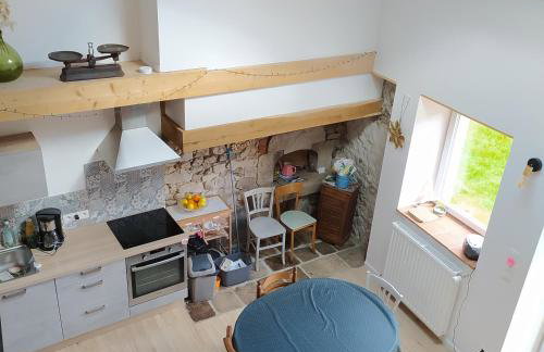 Gîte nature 7 pers avec grand jardin vue forêt & randonnées - Foto 1