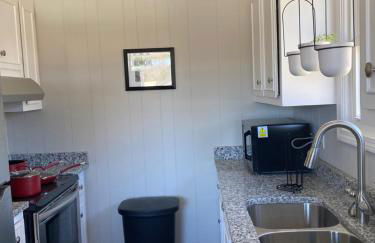 Hiker's Retreat modern 3 bedroom home with 2 baths - Foto 13