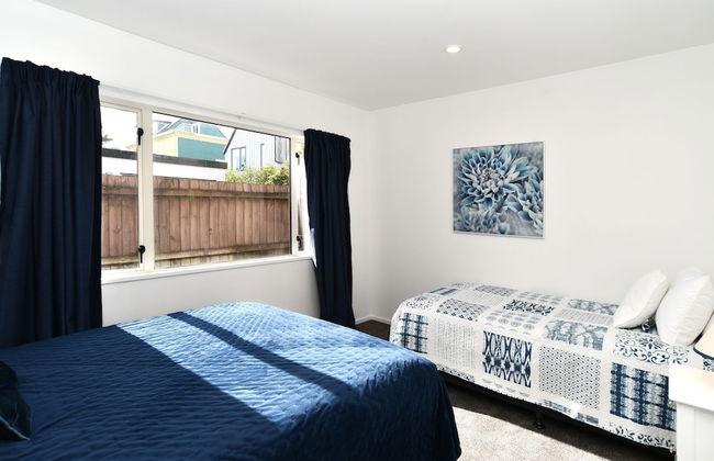 Moa Place - Christchurch Holiday Homes - Photo 2