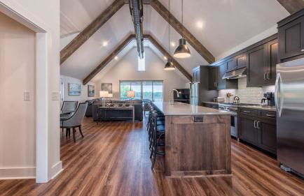 Azalea Retreat by Avantstay Sleeps 34 & Pool - Foto 29