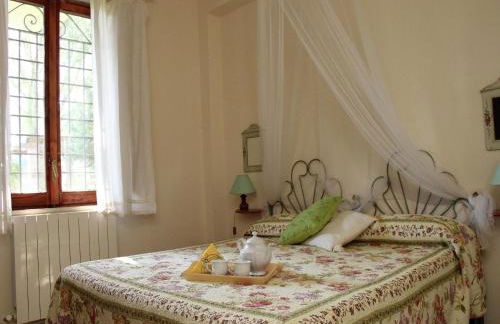 Farmhouse in Marsciano with vineyards olive groves - Foto 50