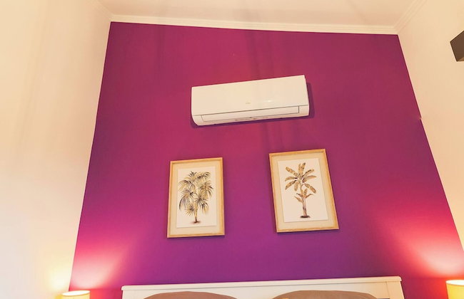 Character 2BR Upper Retreat With BBQ Terrace Parking - Foto 2