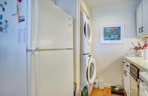 Breezy Oak Bluffs Condo - Steps to Inkwell Beach! - Foto 12