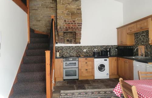Edgerton coach house, Detached cottage in town, Spacious rustic charm - Foto 5