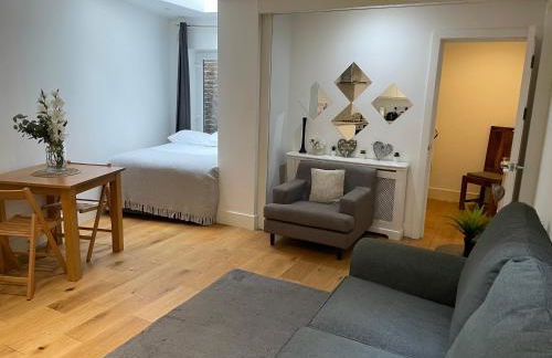 Notting Hill Holiday Home - Photo 3