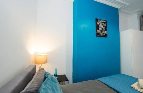 Comfy 4 Bed House near Notts City Centre - FREE Parking - Foto 48