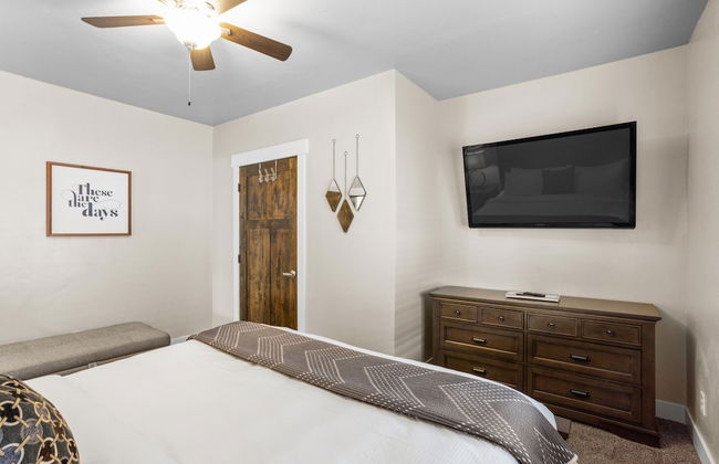 The Yellowstone Hideaway Unit B - Photo 7