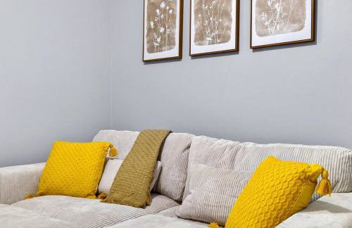 Vintage 2BR apt in Boston with Free Parking - Foto 9