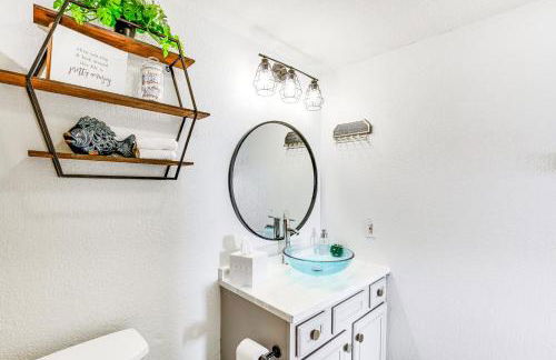 Private Dock and Deck Eagle Mountain Lake Retreat! - Photo 15