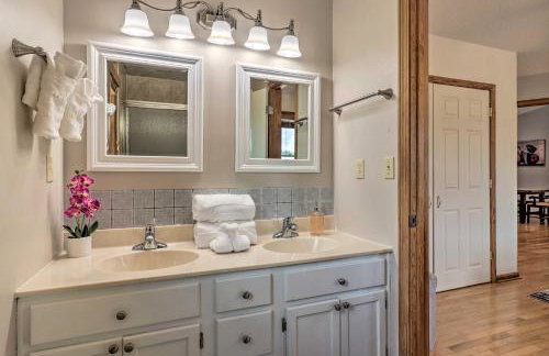 Charming Mills River Home with Porch and Yard! - Foto 14