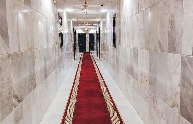 Al Ghubaishi Plaza - Photo 3