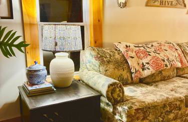 Charming 120-year-old farmhouse by the creek. - Foto 3