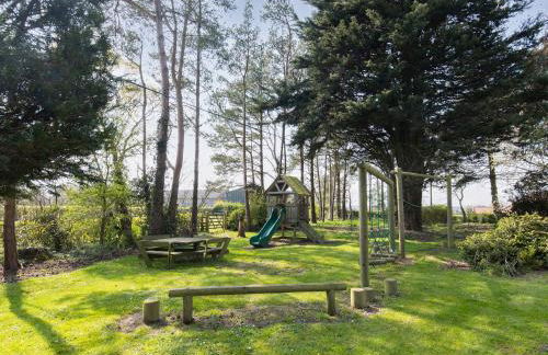 Long Barn - Photo 18