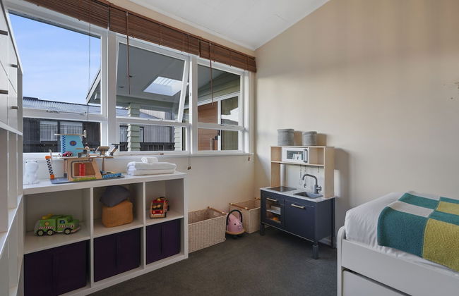 Gorgeous Family Home-Fully Fenced & Toys - Foto 4