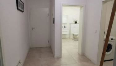 LOOT: Moderne Wohnung / Zentral - Foto 4