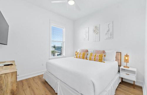 Beach House with Private Pool - Elevated Escape by Panhandle Getaways - Foto 98