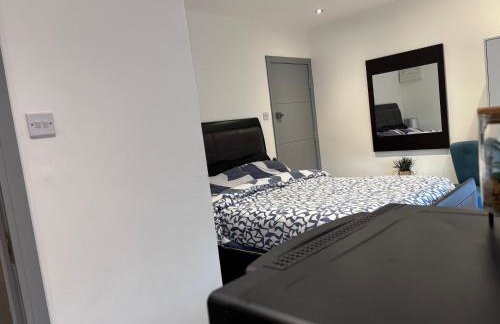 Remarkable Cozy 1-bed Studio in Romford London Uk - Foto 20