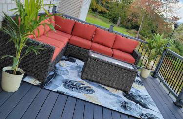 Lakeside Luxury Retreat with Winnipesaukee Views - Foto 10