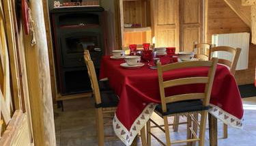 BEAU CHALET DE MONTAGNE SERRE CHEVALIER AU PIED DES PISTES PLEIN SUD - Foto 3