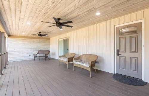 The Queen Place - Updated-Private Backyard - Foto 5