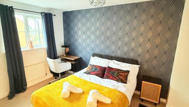 Stylish Townhouse in Rugby, sleeps up to 9! - Foto 2