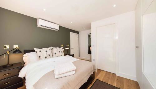 7 Borough Apartments - Spacious 2-Bed, 2-Bath in Prime Location - Foto 4