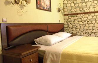 Xenonas Platia - Photo 13