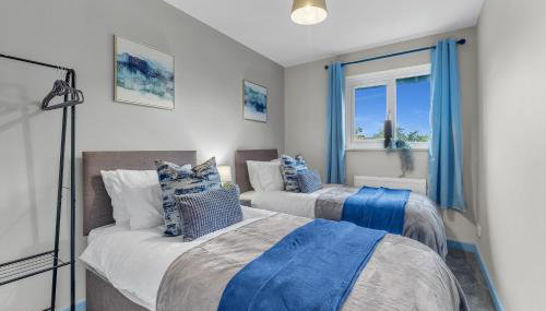 MK 2-Bedroom Contractor's Gem, 5 beds, sleeps 6, free parking - Foto 5