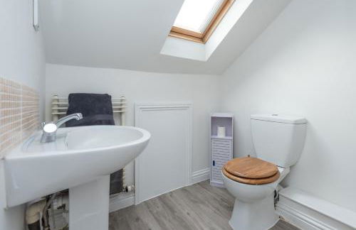 Stylish 3-Bed House in Brentford near Richmond - Foto 15