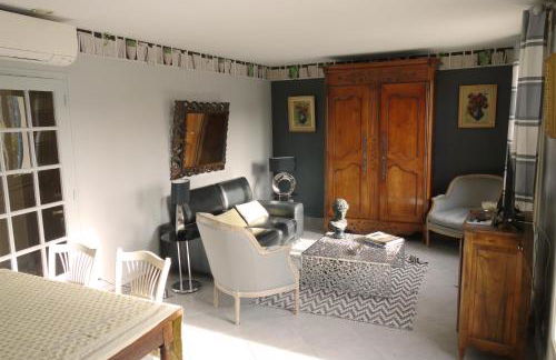 Bel appartement avec grande terrasse sud - Photo 2