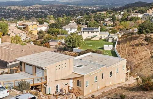 The Surf Retreat - Photo 25