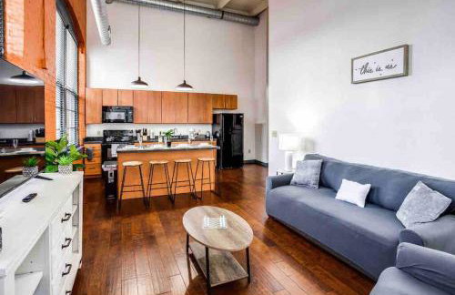 NY Style Centric Loft with King Bed by Park av - Foto 14