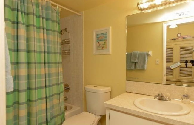 Picturesque 2 Bedroom Condo with Fabulous Ocean Views. 2 Condo by RedAwning - Foto 13