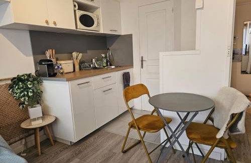 Studio 2 personnes Vue Mer Climatisé Linge Maison - Foto 5