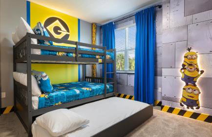 Stunning Townhome with Private Pool & Games Room - Foto 26