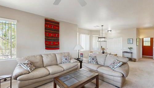 Bright 2nd floor Condo w mountain & valley views, shared pool hot tub gym - Foto 2